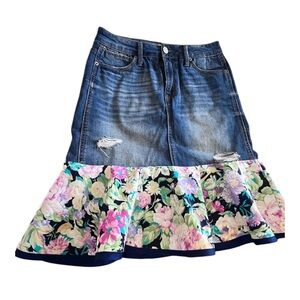 Refashioned Denim Skirt w/ Floral Ruffle Hem | Boho Chic | Size 5 (S/M)
